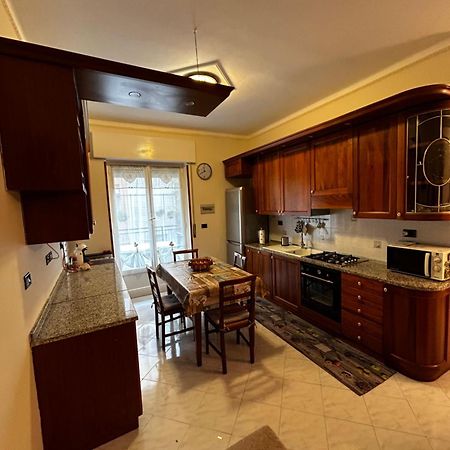 Casa Di Francesca Apartment Рапало Екстериор снимка
