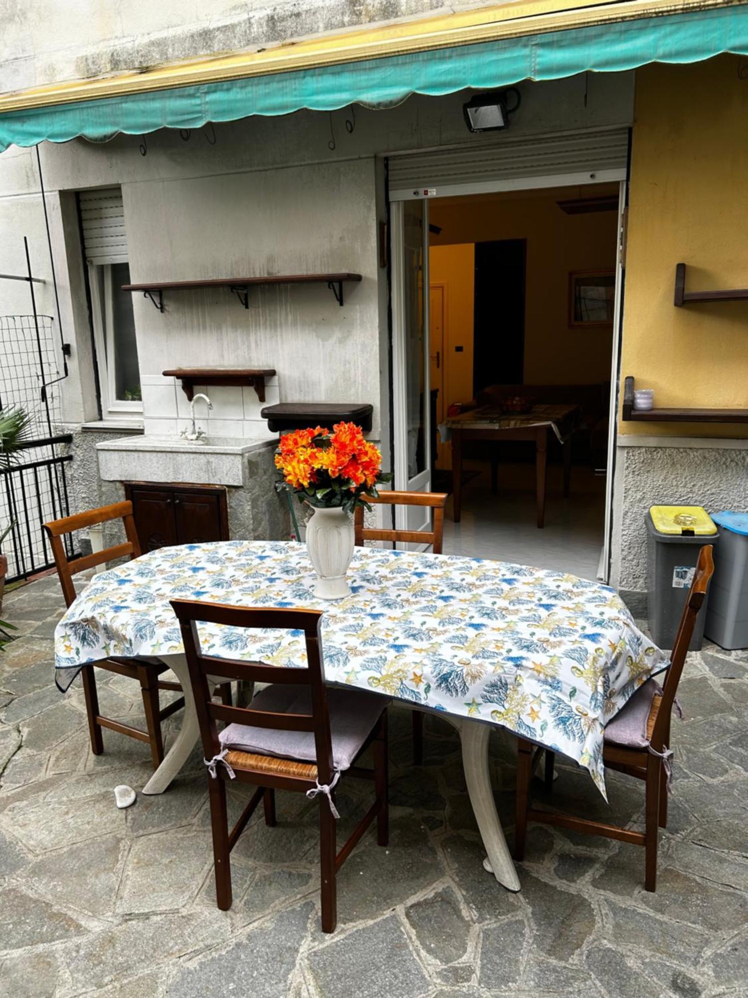 Casa Di Francesca Apartment Рапало Екстериор снимка